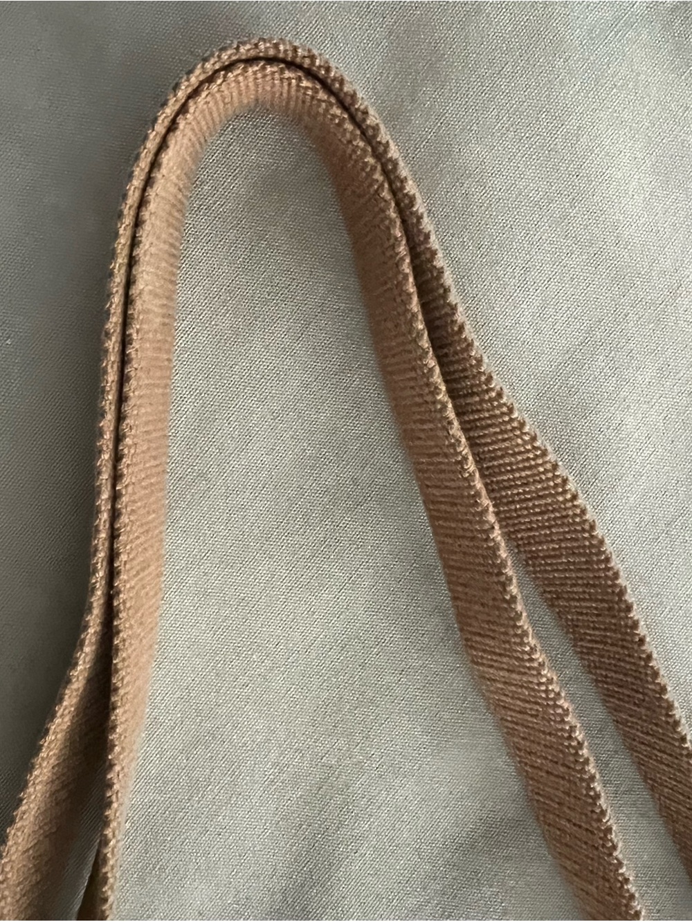 Vintage Fossil Light Brown Crossbody Shoulder Strap with Tassel Accent - Picture 10 of 12